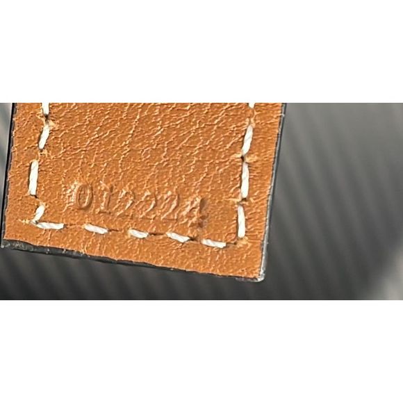 Loewe Elephant Basket Tote Raffia Small Neutral - Picture 7 of 7